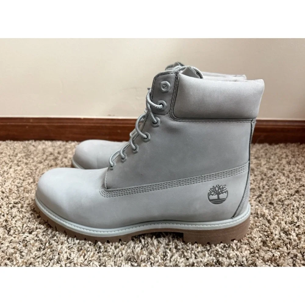 New in Box Men's Timberland 50th Anniversary Premium Boot TB0A5YPNEA3 Gray